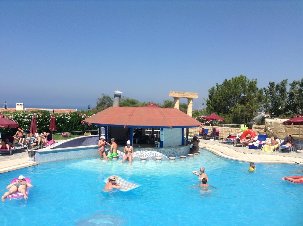 Crown Resorts Horizon (Adults Only) Peyia Exterior photo